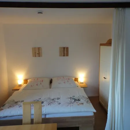 Alpenau 4 *